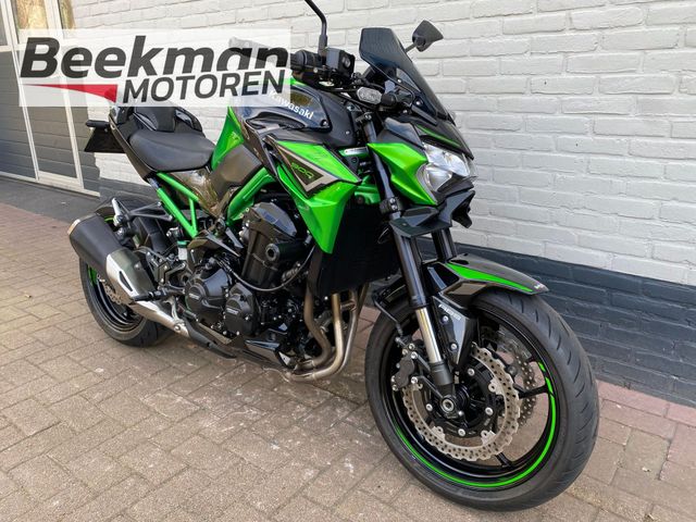 kawasaki - z900