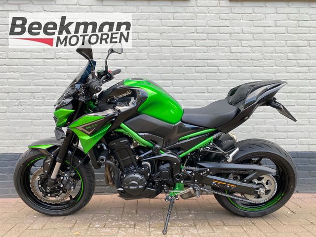 kawasaki - z900