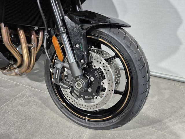 kawasaki - versys-1100-s