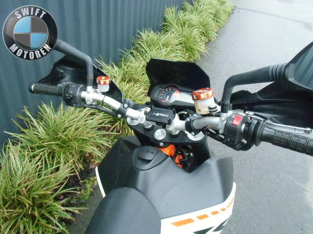 ktm - 690-duke