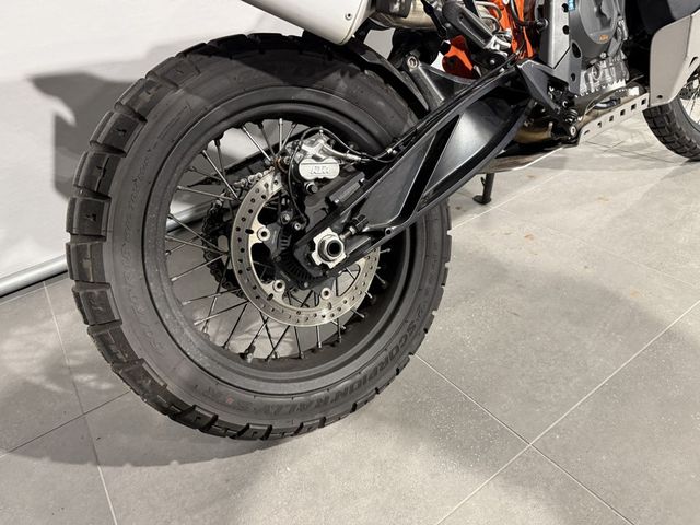 ktm - 790-adventure-r