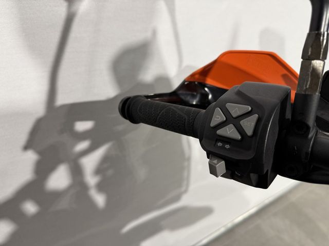 ktm - 790-adventure-r