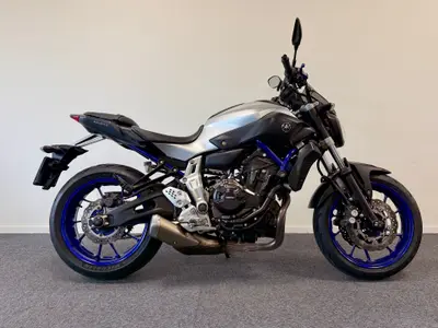 YAMAHA MT 07 ABS – foto 2
