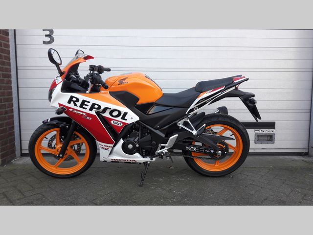honda - cbr-300-r