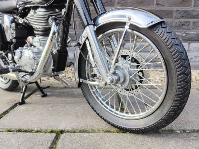 royal-enfield - classic-500