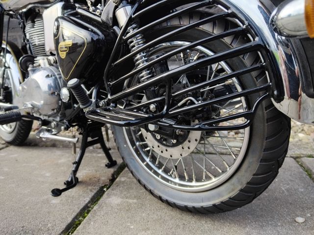 royal-enfield - classic-500