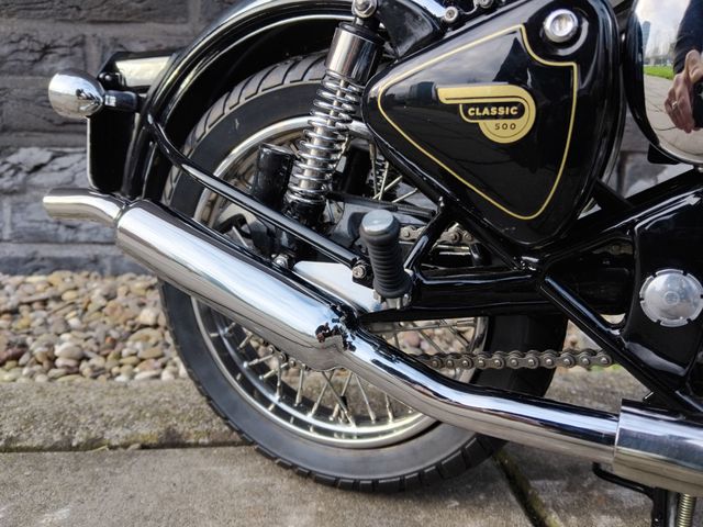 royal-enfield - classic-500