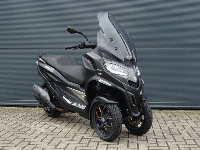 piaggio - mp3-530-hpe-advance-exlusive