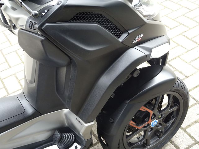piaggio - mp3-530-hpe-advance-exlusive