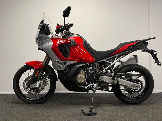 mv-agusta - enduro-veloce