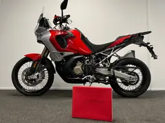 MV Agusta Enduro Veloce 2025 nieuw – foto 26 van 27