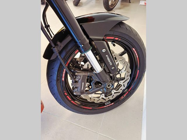 kawasaki - z1000-abs