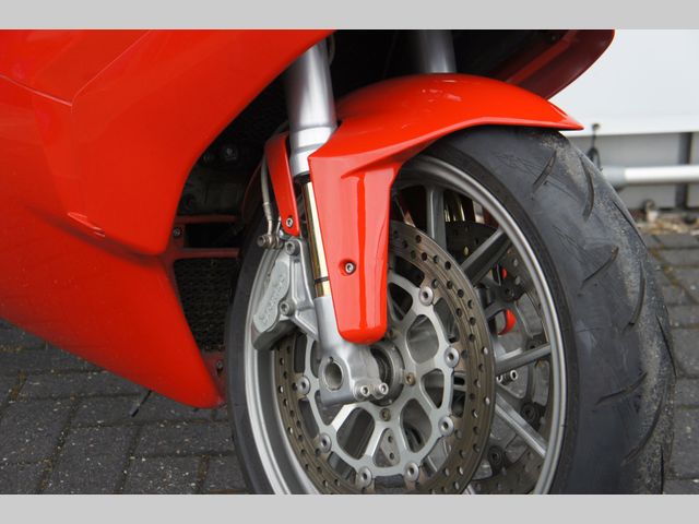 ducati - 749-s