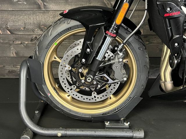 triumph - trident-800