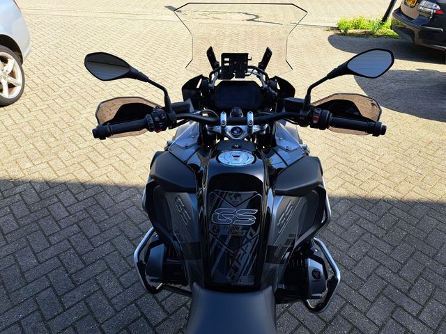 bmw - r-1250-gs-adventure