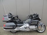 HONDA GL 1800 GOLDWING