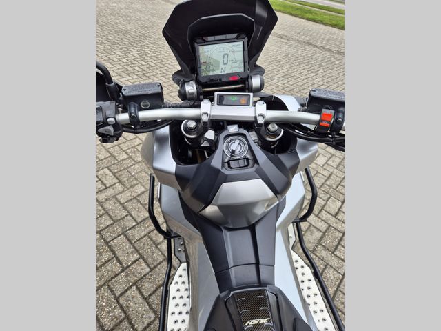 honda - x-adv