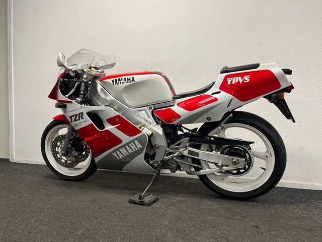yamaha - tzr-250