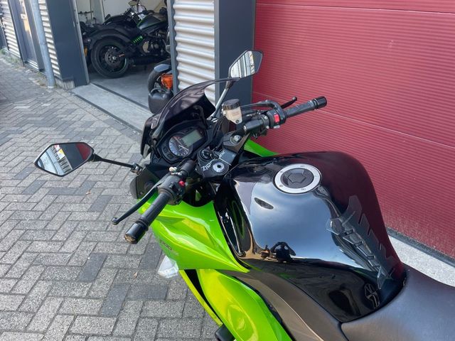 kawasaki - z-1000-sx-abs