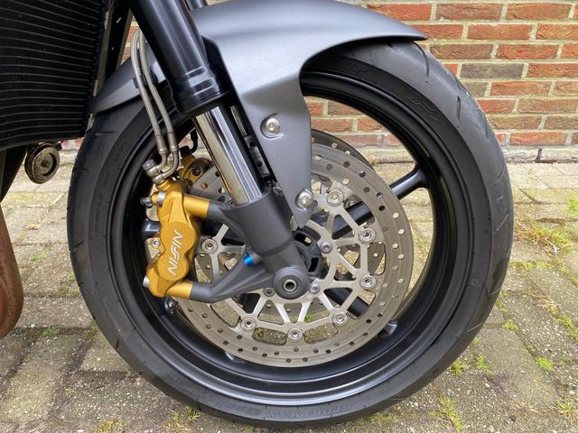 triumph - street-triple-r