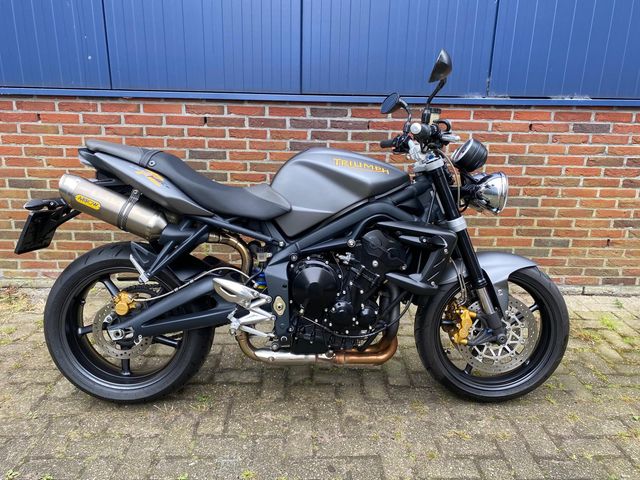 triumph - street-triple-r