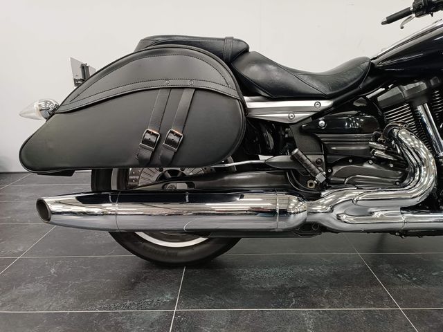 yamaha - xv-1900-midnight-star