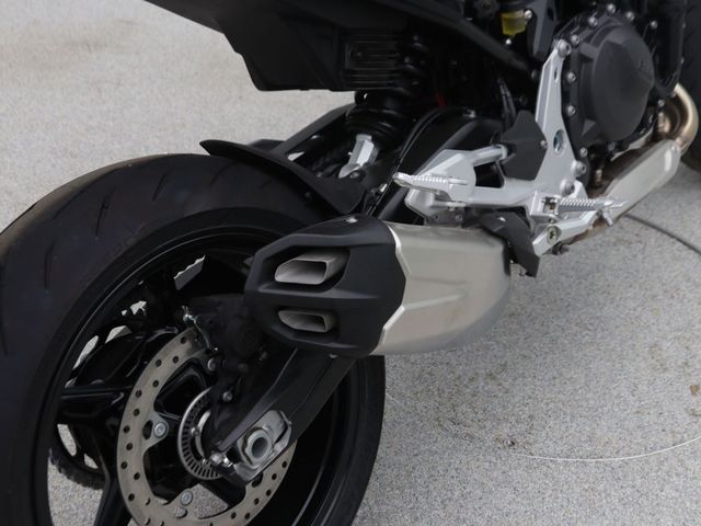bmw - f-900-r