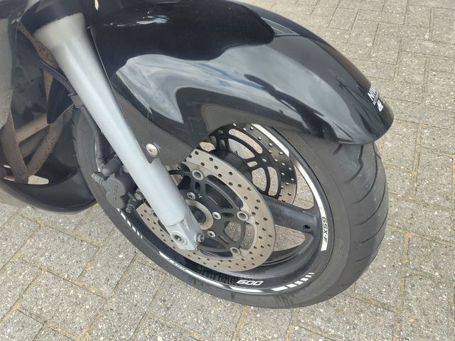 suzuki - gsx-600-f