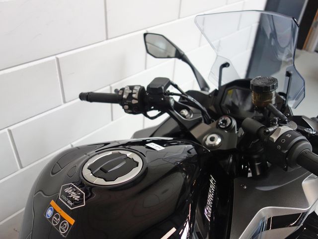 kawasaki - ninja-1100-sx-se