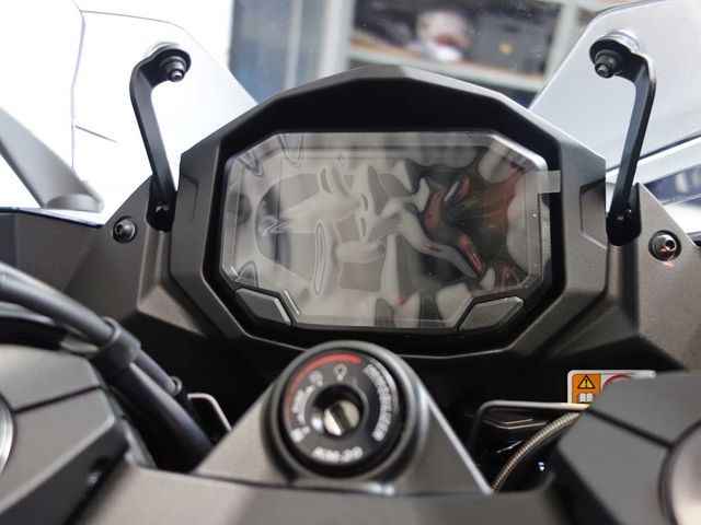 kawasaki - ninja-1100-sx-se