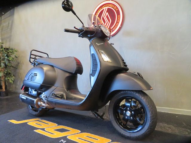 piaggio - gts-touring-300
