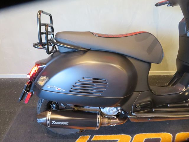 piaggio - gts-touring-300