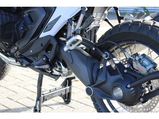 bmw - r-1300-gs