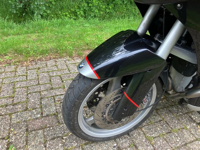 bmw - r-1100-rs