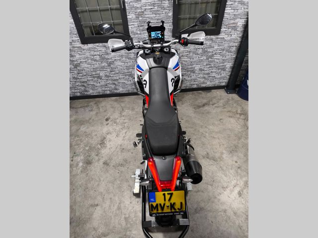 aprilia - tuareg-660