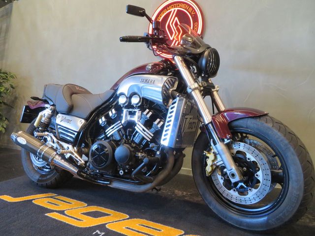 yamaha - vmx-1200-v-max