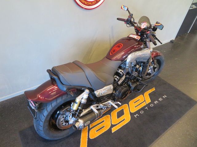 yamaha - vmx-1200-v-max