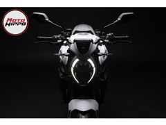 Ducati Monster V2+ 2026 nieuw – foto 7 van 14