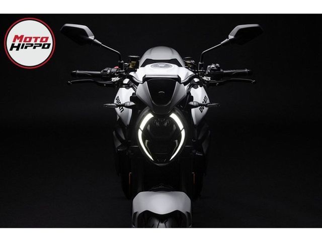 ducati - monster-plus