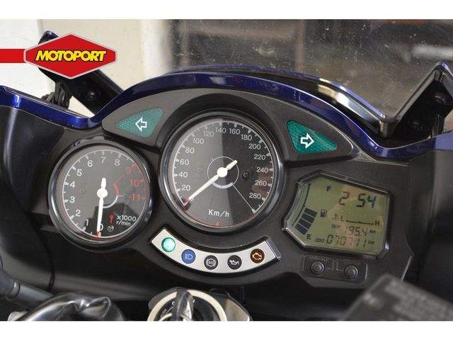 yamaha - fjr-1300