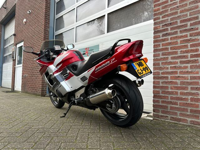 honda - cbr-1000-f