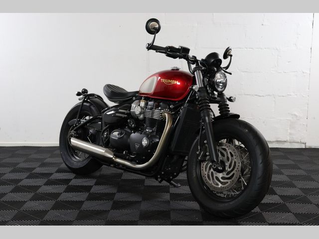 triumph - bonneville-bobber-goldline