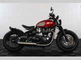 TRIUMPH BONNEVILLE BOBBER GOLDLINE