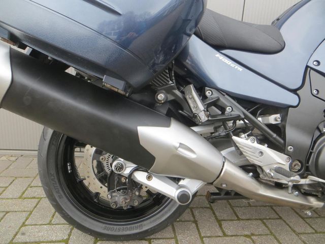 kawasaki - 1400-gtr