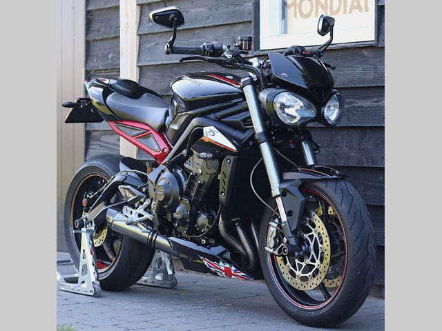 triumph - street-triple-rs