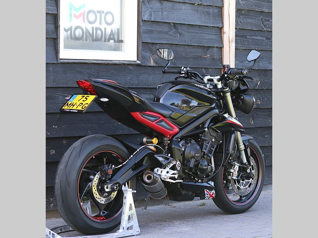 triumph - street-triple-rs