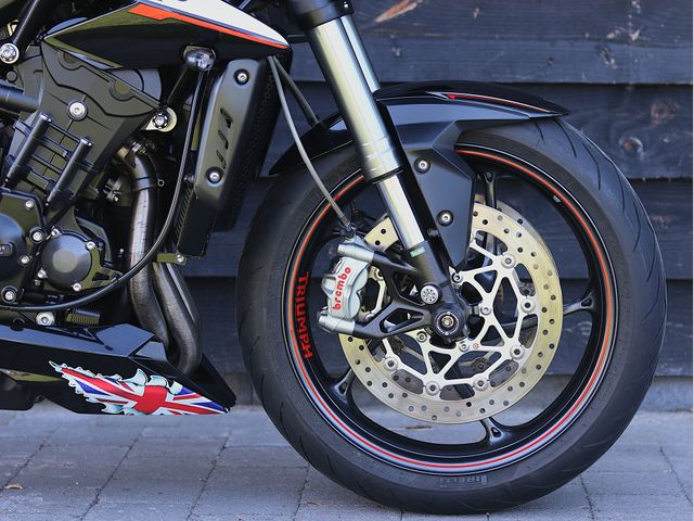 triumph - street-triple-rs