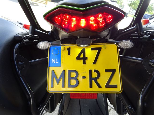 kawasaki - z-1000-sx-abs