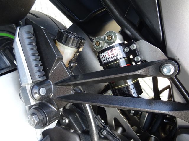kawasaki - z-1000-sx-abs