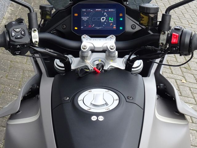 moto-guzzi - v-100-mandello-aviazione-navale